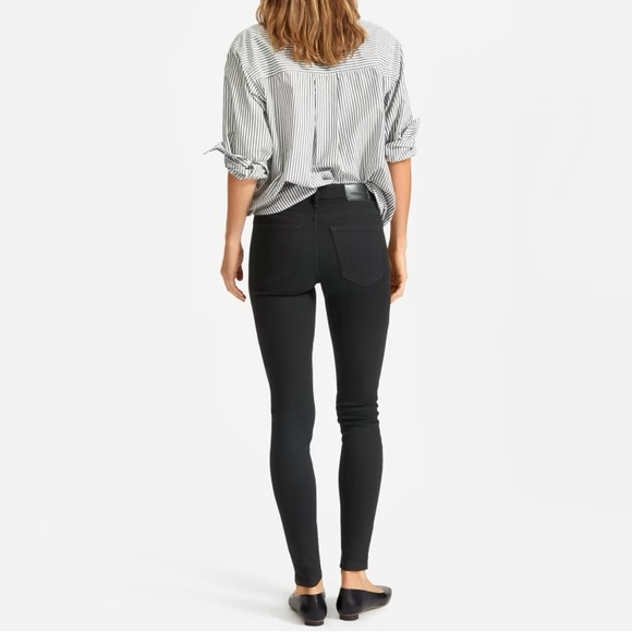 Everlane The Authentic Stretch Mid-Rise Skinny (Black, Ankle 26.5” Inseam) - Picture 5 of 8